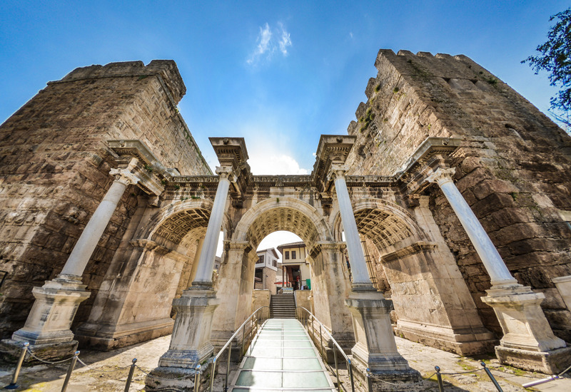 Hadrian's Gate Antalya - antalya altstadt kaleici