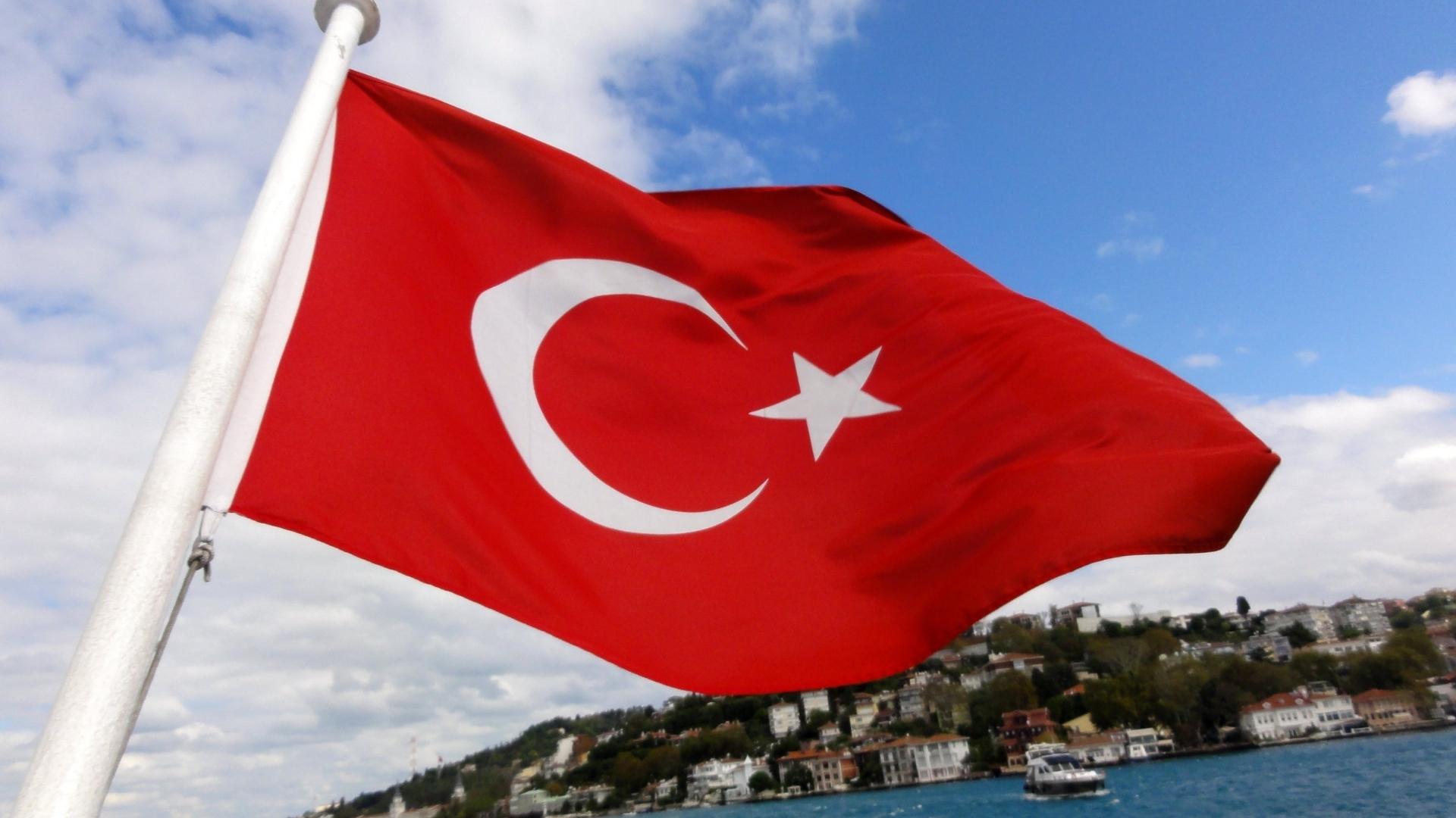 İstanbul & Turkish Flag
